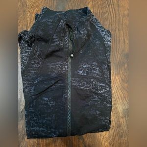 NWOT Lululemon Define Jacket Size 6
